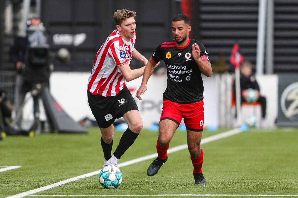 草原上的 草原上的